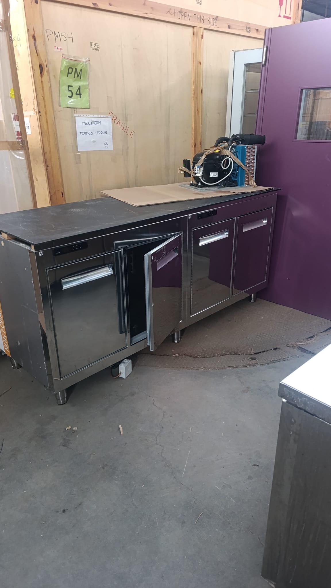 Banco Refrigerato ISA con motore esterno usato in vendita a Rivoli