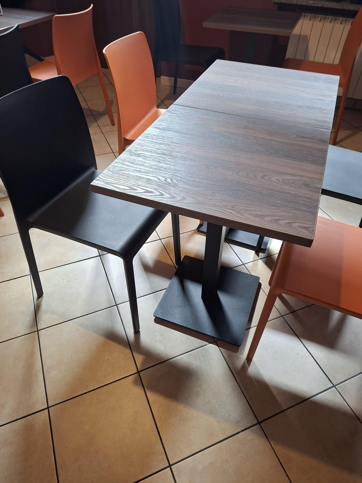 Tavoli e sedie usato in vendita a Torino