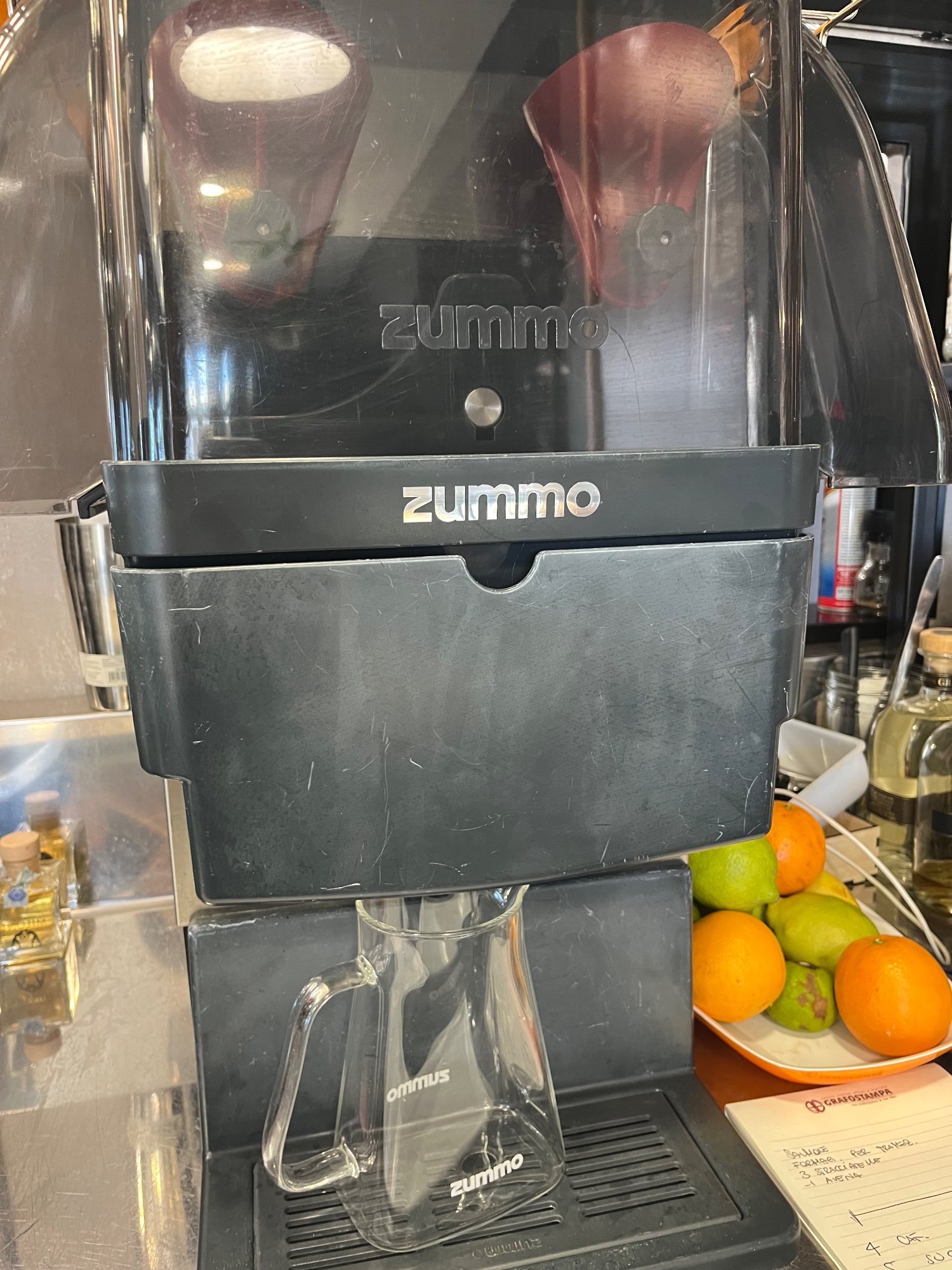 Spremiagrumi professionale automatico Zummo – Dicembre 2023 Zummo usato in vendita a Aprilia