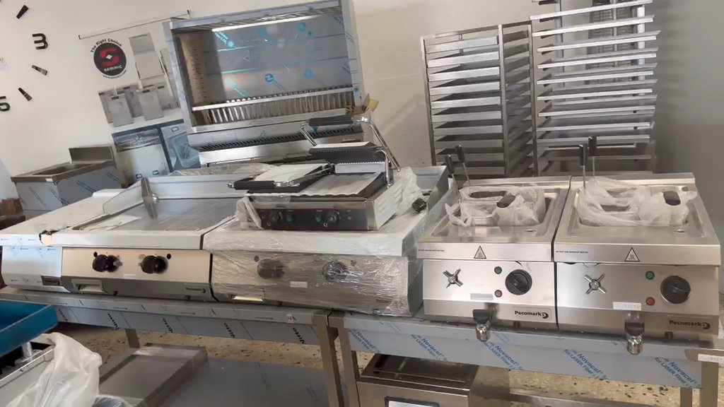 Stock bollitore, fry top, piani neutri, da banco serie 700 NUOVI