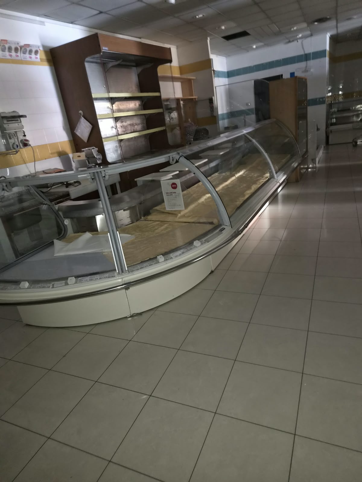 Banco frigo professionale – Consegna gratis in Sardegna usato in vendita a oristano