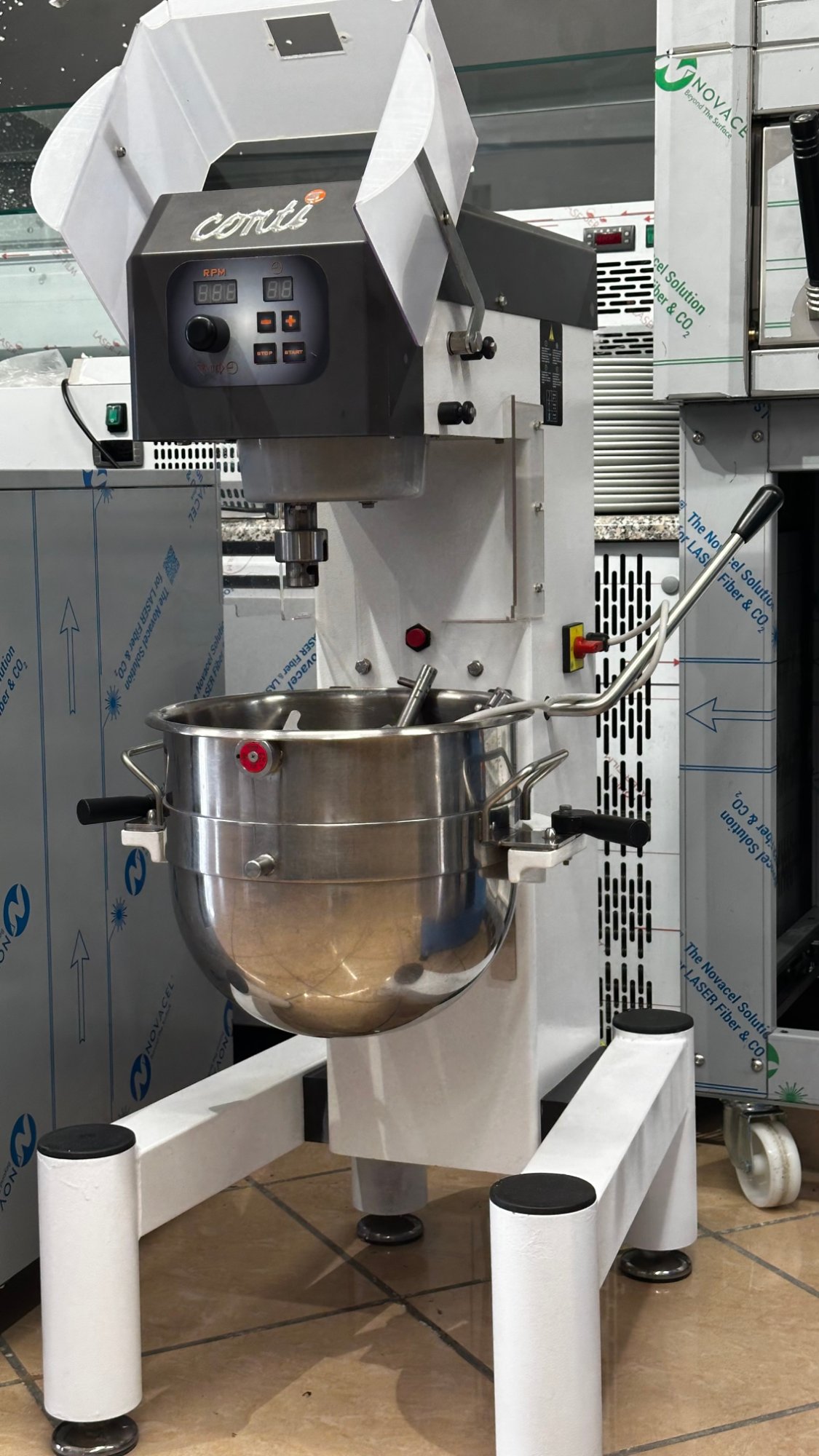 IMPASTATRICE PLANETARIA PROFESSIONALE CONTI PL18 20 VE CONTI usato in vendita a Napoli