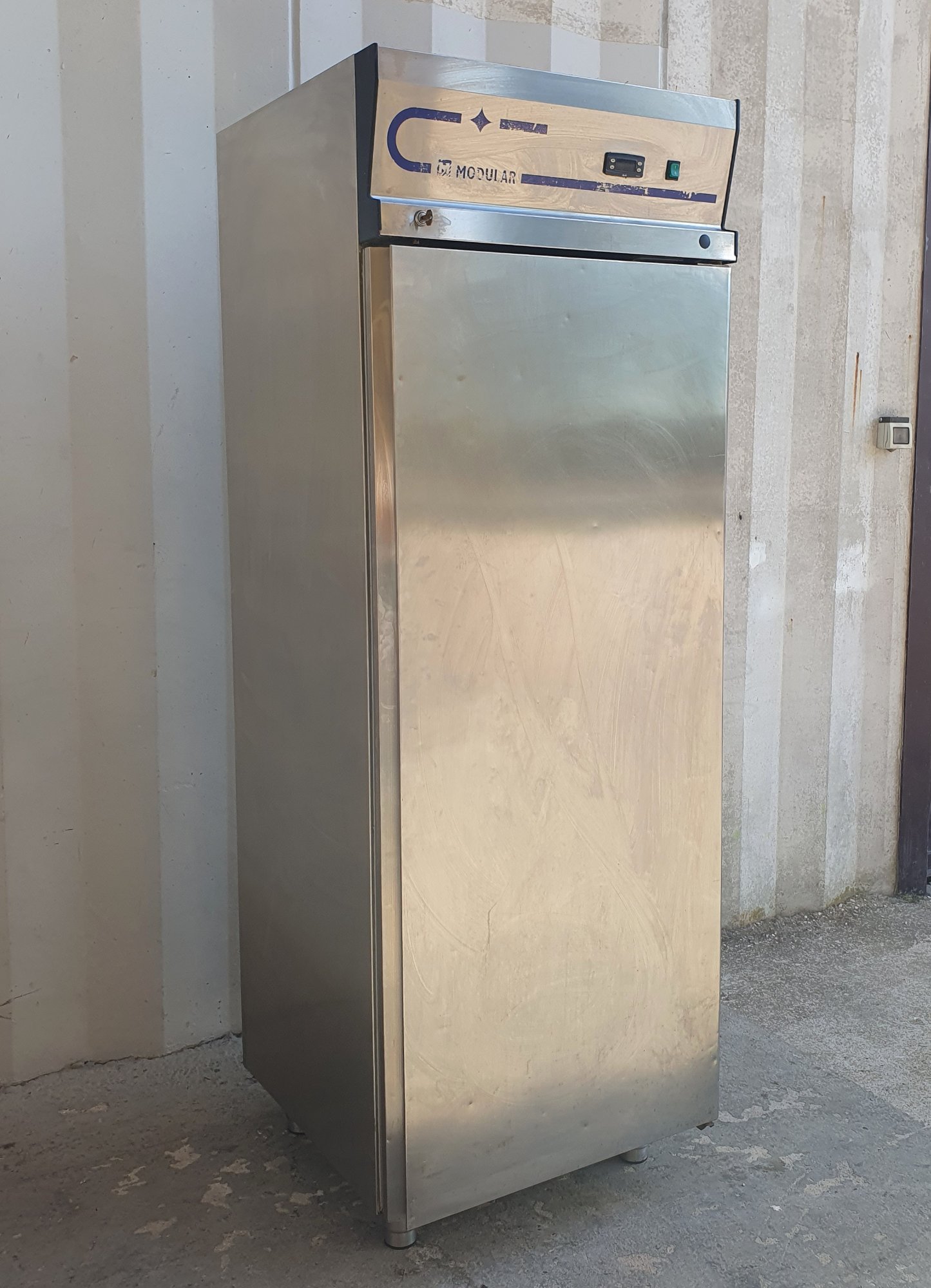 FRIGORIFERO A COLONNA MODULAR mod. 600TNE MODULAR usato in vendita a Pomezia