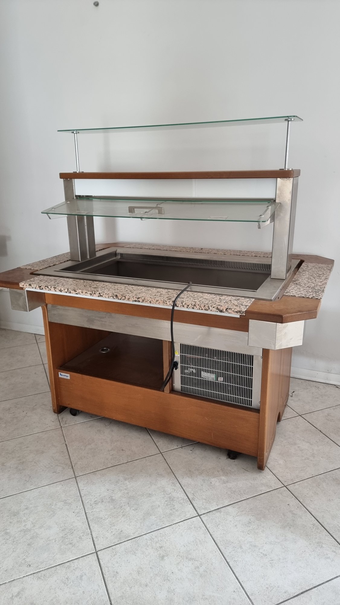 Espositori buffet caldo / freddo x ristorante marca Enofrigo
